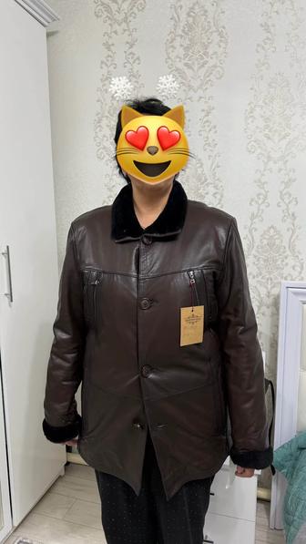 Продам новую натуральную дубленку (мужская)