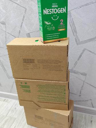 Детская смесь молочная Nestogen Premium 1 и 2