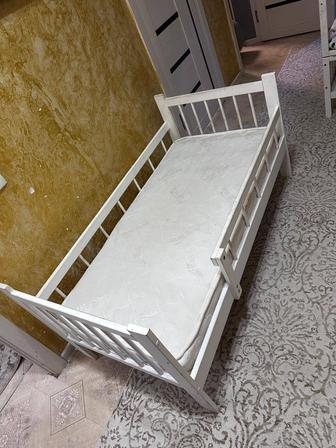 Детские кроватки