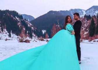 Платье со шлейфом длинное