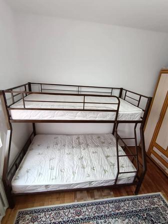 Кровать двухъярусная