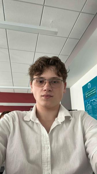 Продавец-консультант