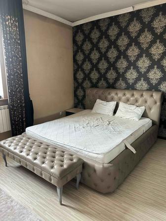 Продам кровать двухспальную