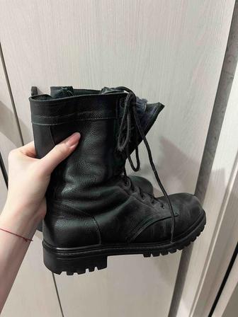 Продам берцы зима