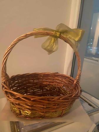 Продам 2 маленькие корзинки