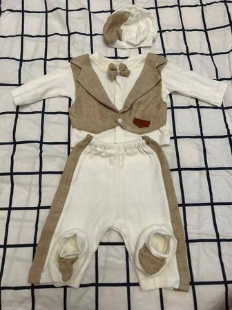 Костюм для новорожденного