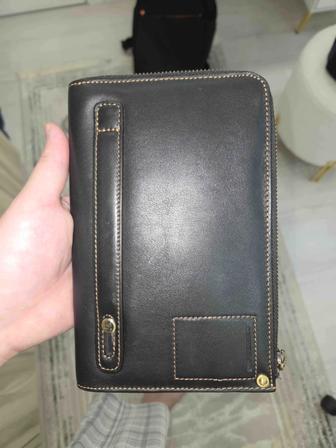 Продаю кожаную барсетку Wanlima