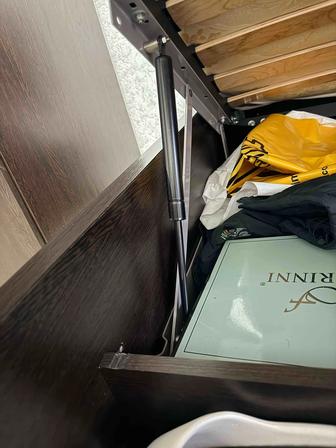 Продам кровать и прикроватную тумбу