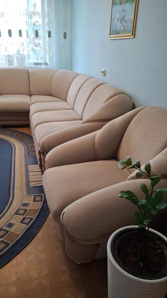 Продам диван угловой