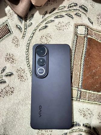 Продам телефон