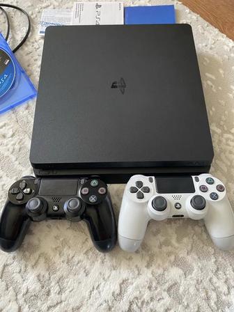 Продам PS4 slim 1tb