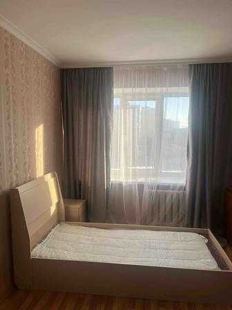 Продается односпальная кровать вместе с тумбочкой б/у