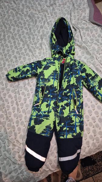 Продам комбинезон детский