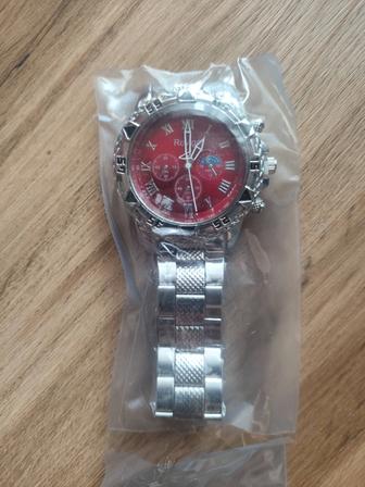 Продам часы наручные!