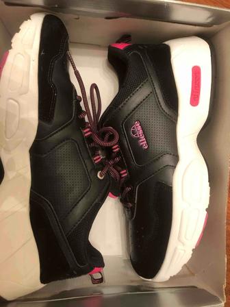 Кроссовки демисезон, р41, б/у