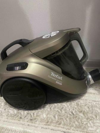 Пылесос Tefal Compact Power Cyclonic TW3786 черный, коричневый