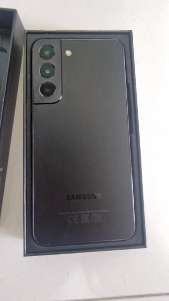 Продам смартфон samsung s22 128gb black телефон самсунг с22