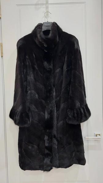 Продаю норковую шубу