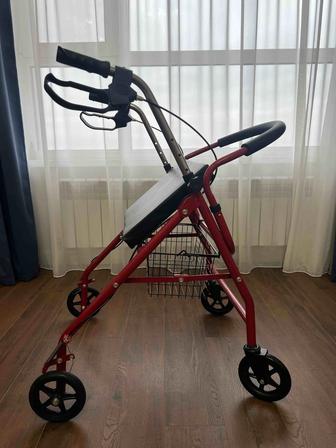 Продам новые ходунки