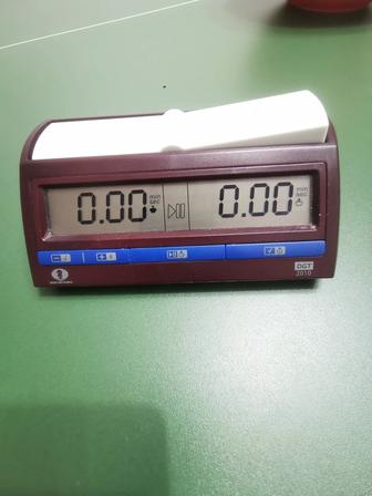 Часы для шахмат DGT2010