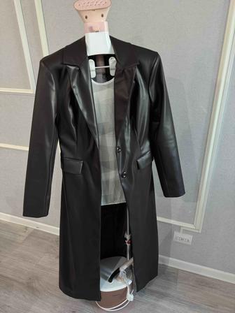 Плащ кожанный