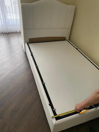Кровать подростковая
