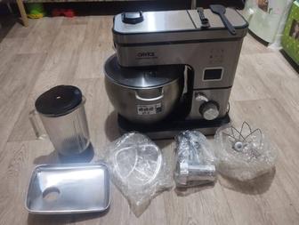 Продам кухонный комбайн