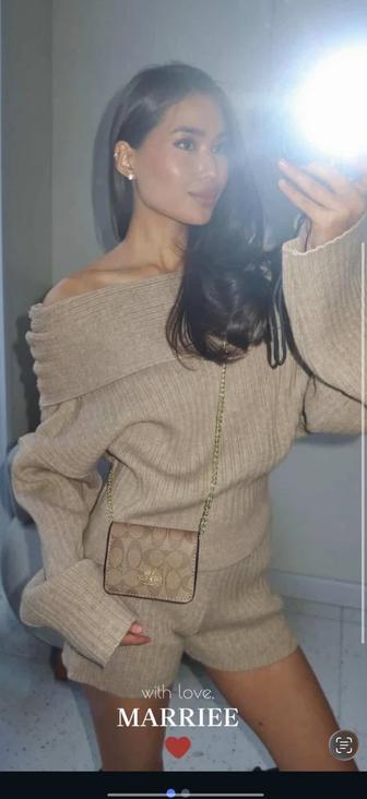 Женская двойка