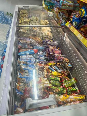 Витринный Холодильник