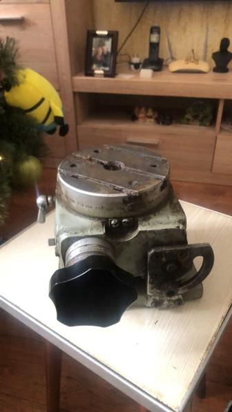 Поворотный стол