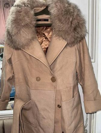 Осеньний пальто