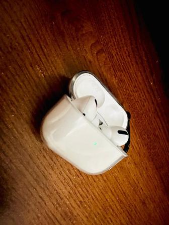 Наушники AirPods Pro