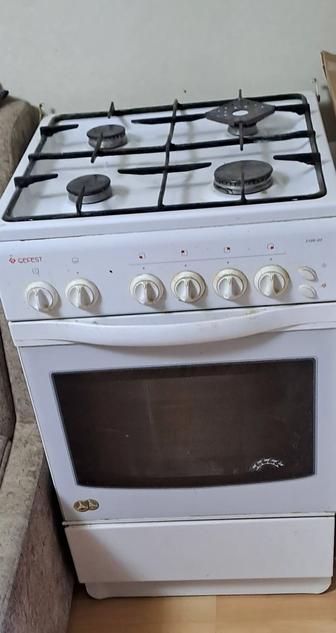 Продам газовую плиту с духовкой