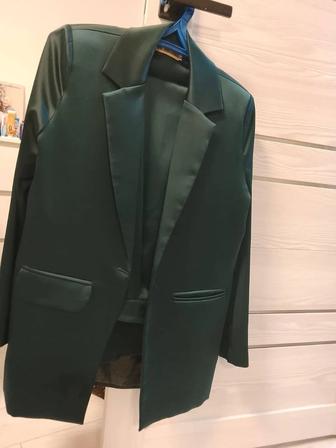 Брючный костюм