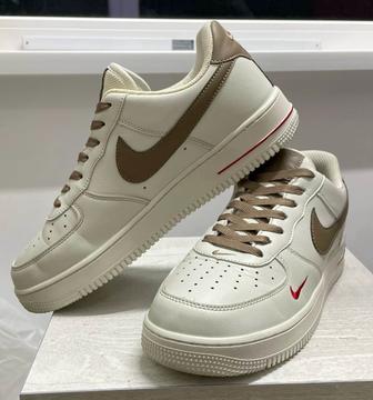 Кроссовки Nike Air Force