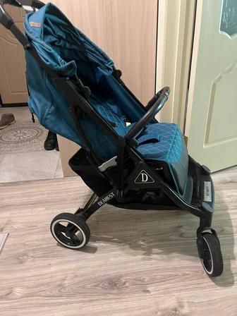 Прода прогулочную коляску