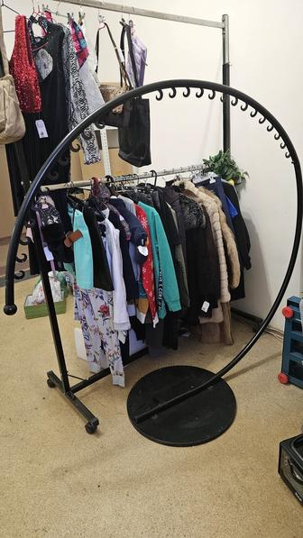 Вешалка- рейл кошка