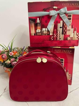 Este Lauder блокбастер