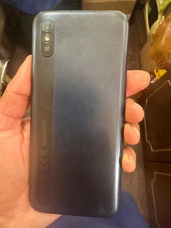 Продам телефон редми