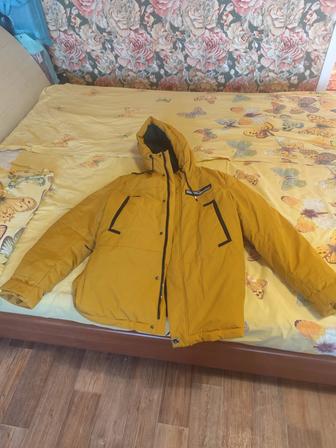 Продам новую , зимнюю, мужскую куртку