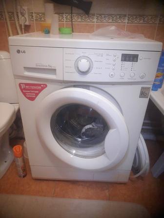 Продается стиральная машинка LG
