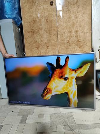 Телевизор Kivi Smart TV 102 см