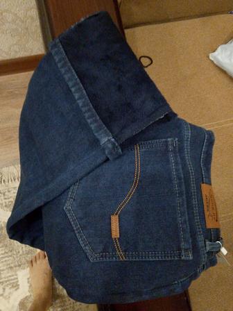 Продам джинсы