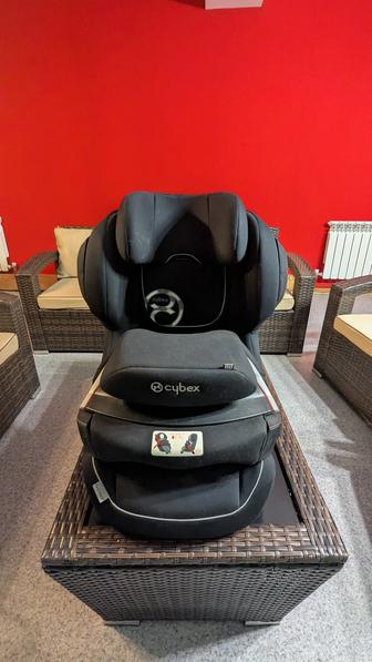 Продам автокресло Cybex