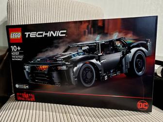 Конструктор LEGO Technic 42127 Бэтмен Бэтмобиль