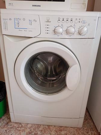 Продается Стиральная б/у машинка