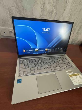 Ноутбук ASUS X1504ZA-BQ1630W