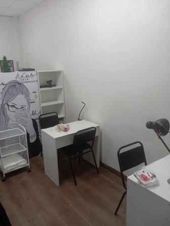 Аренда маникюрный стол