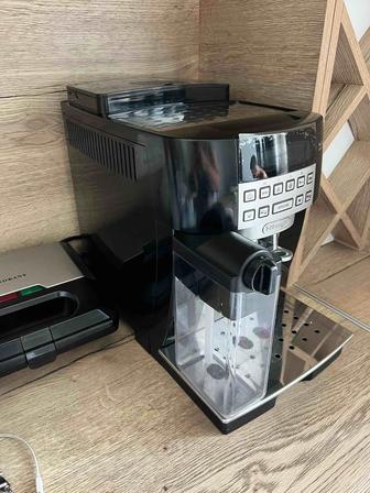 Кофемашина фирмы DeLonghi MagnificaS Cappuccino