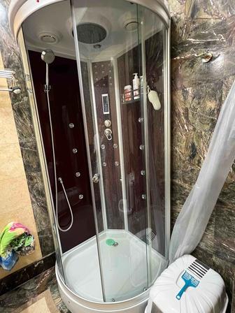Срочно продам душевую кабину